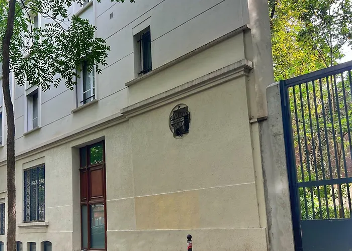 Homestay Buttes Chaumont Buttes Chaumont *