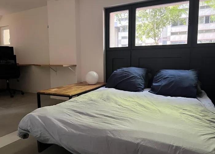 Buttes Chaumont Buttes Chaumont